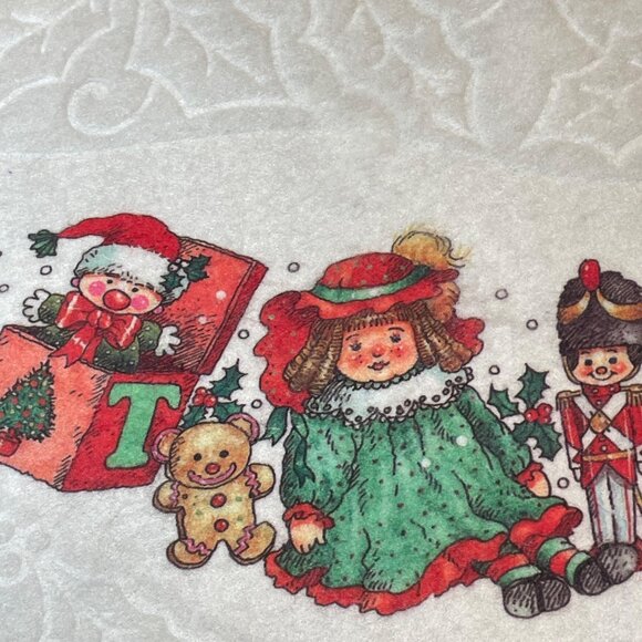 Vintage White Christmas Tree Skirt With Santa & Toy Print Quilted Texture Scallo - Picture 10 of 15